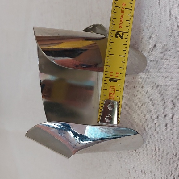 Unusual Design Structured Silver Tone Wide Bangle Bracelet Sleek Modernist - Picture 9 of 11